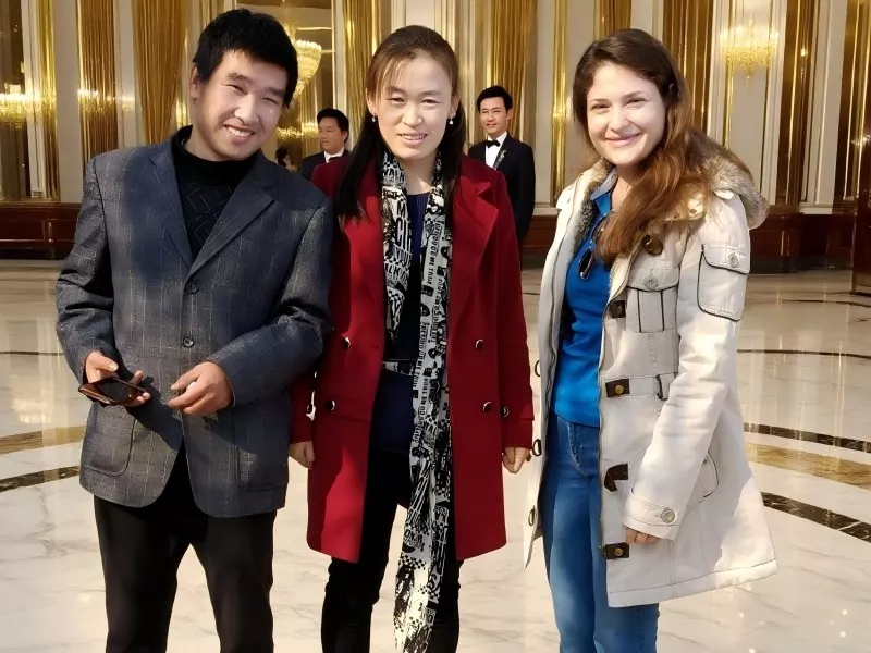 Sự đón tiếp nồng nhiệt dành cho khách hàng nước ngoài: Tăng cường quan hệ đối tác lâu dài